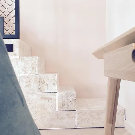 Appartement Abstrakt
